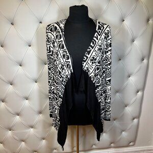 Black And White Patterned Women's Sweater